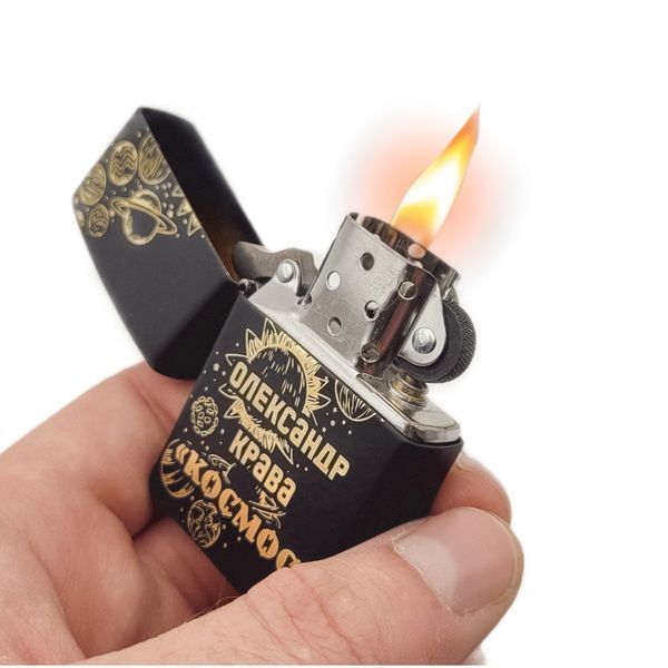 Черная бензиновая зажигалка Zippo с лазерной гравировкой Космос LazerTAC Zippo 218 Regular Black Matte (129001) 129001 фото