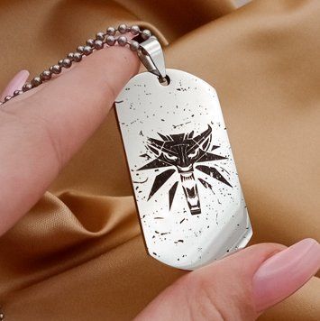 Жетон из нержавеющей стали с цепочкой. Жетон с гравировкой "Ведьмак" LazerTAC Нержавеющая сталь, С одной стороны, Без резинового бампера (51601) 51601 фото