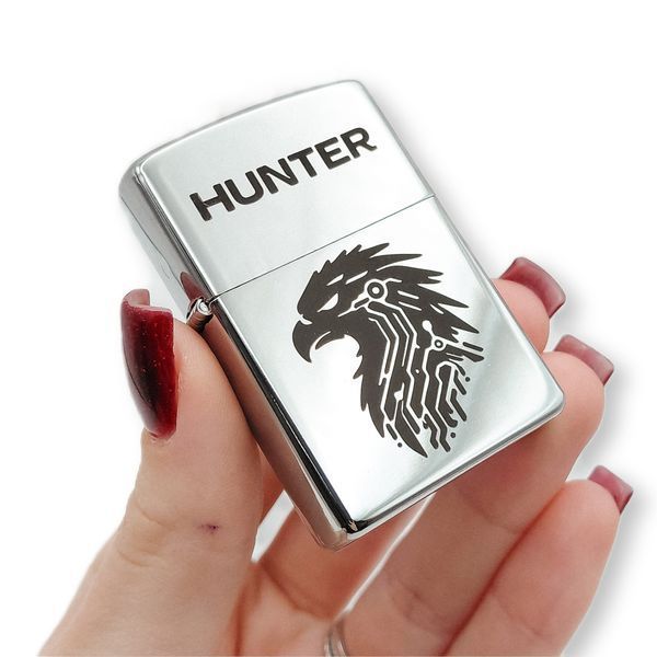 Металлическая бензиновая зажигалка с гравировкой "Hunter" LazerTAC Хром С одной стороны (206101) 206101 фото