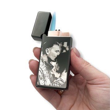 Электрическая USB+газ зажигалка из металла с гравировкой Вашей фотографии 33645 LazerTAC Черная (193501) 193501 фото
